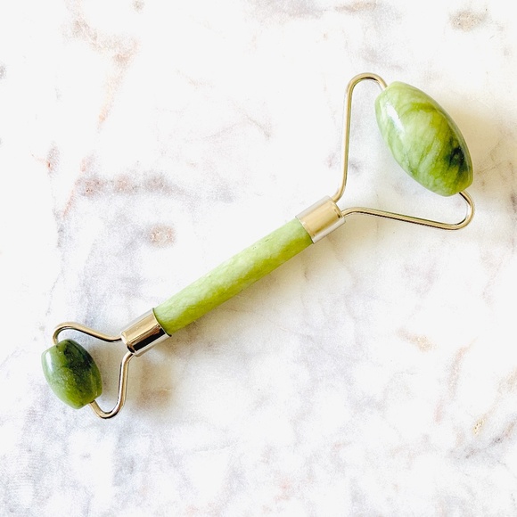 KRASR Other - KRASR Himalayan Anti-Aging Beauty Jade Roller